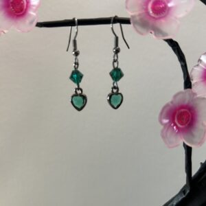 green heart dangle earring