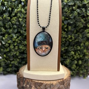 teal hat cat necklace